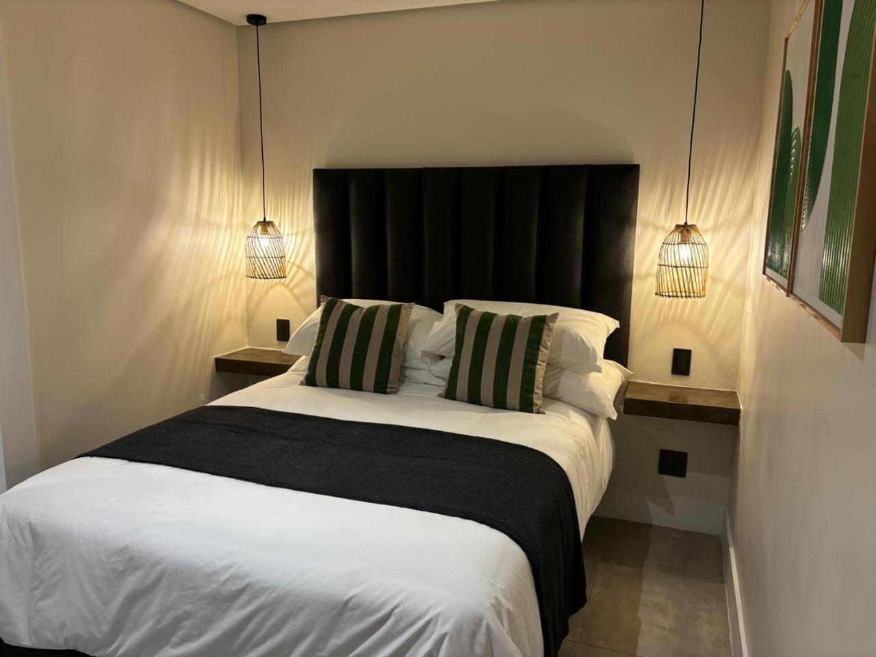 Beach Wood Boutique Hotel & Resort Баллито Экстерьер фото